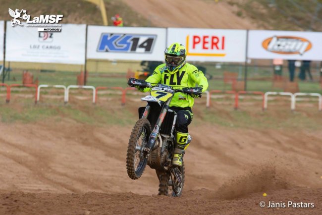 42506539_2255886421308199_4017422789890801664_o