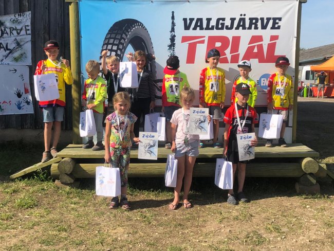 d7bfcb50-f78d-4f4a-b4ff-a88b99856bfa