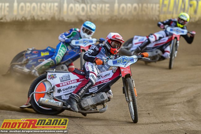 8c44_lebedevs_izlase_ar_kolodu_2023