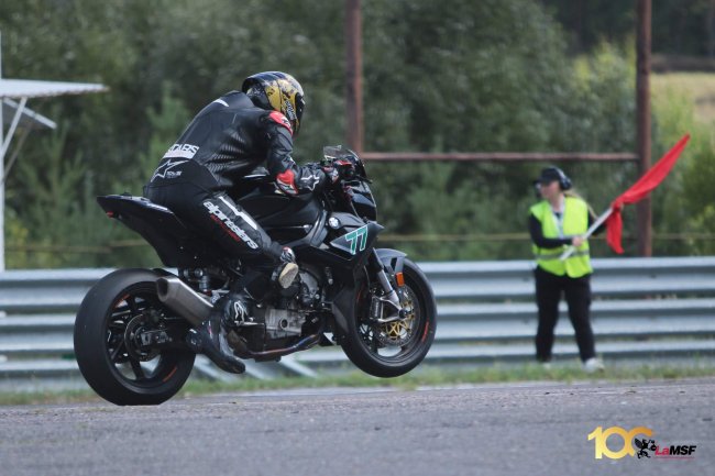 #77 Edgars Krūmiņš starts Foto Linda RV